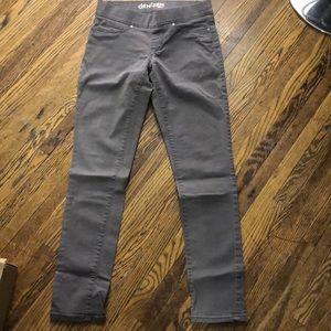 Denizen by Levi’s jeans